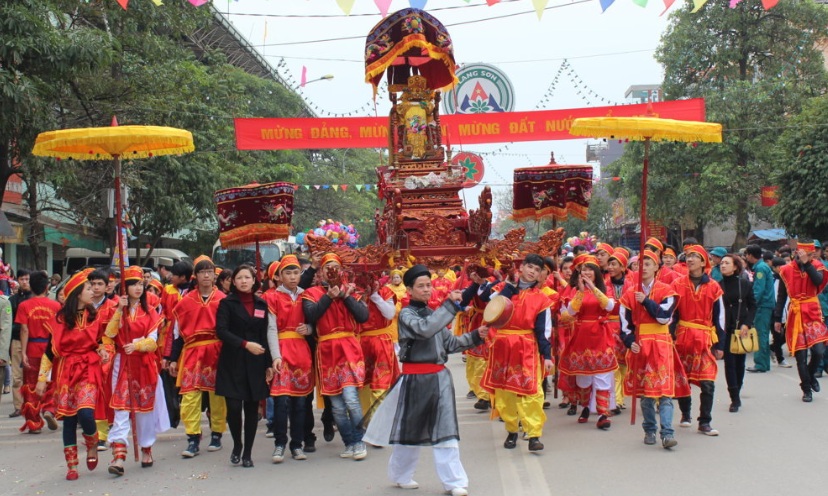 Una festa di paesino in Vietnam