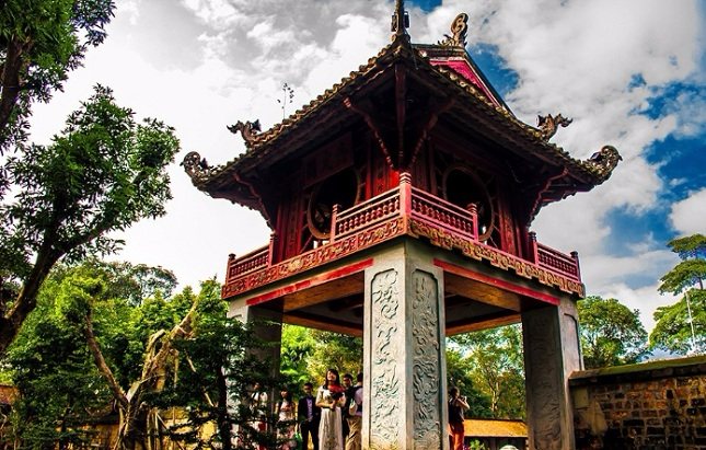 i più bei templi vietnamiti letteratura hanoi-vietnam