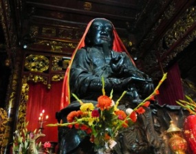 temple-quan-thanh-hanoi