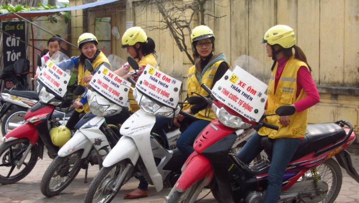 Un’agenzia di mototaxi alla città di Ho Chi Minh