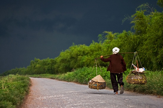 femme-au-marche-vietnam