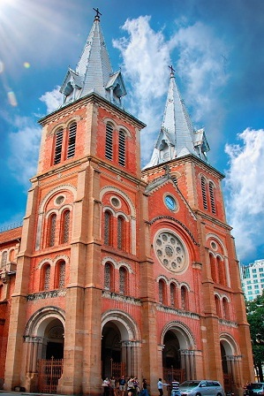 photo-cathedrale-notre-dame-de-saigon