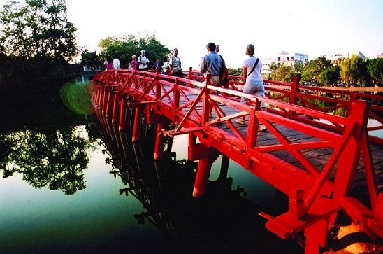 photo-hanoi-pont-rouge