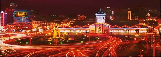 photo-saigon-marche-de-benthanh-dans-la-nuit