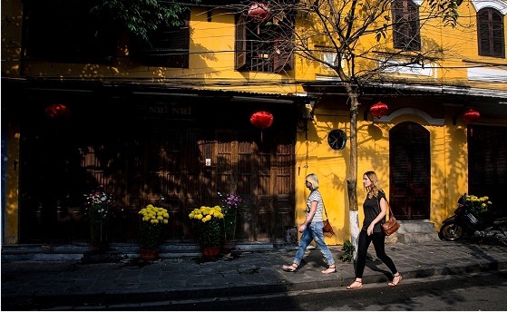 promenade-hoian