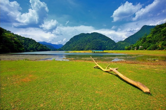 beau-paysages-lac-de-ba-be