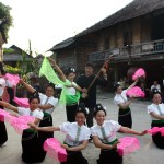 danse-traditionnelle-de-maichau