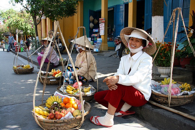 Venditori-ambulanti-Vietnam