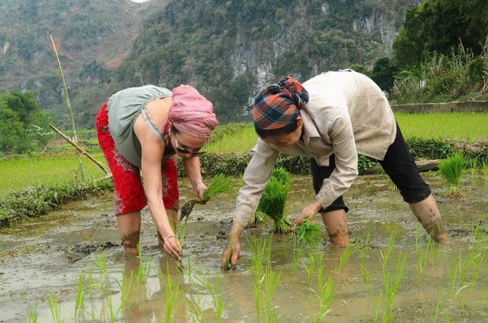 mme-caroline-laouennan-souvenirs-vietnam-le-04-mars-2018