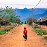 village-ethnique-au-sommet-de-la-montagne-vietnam