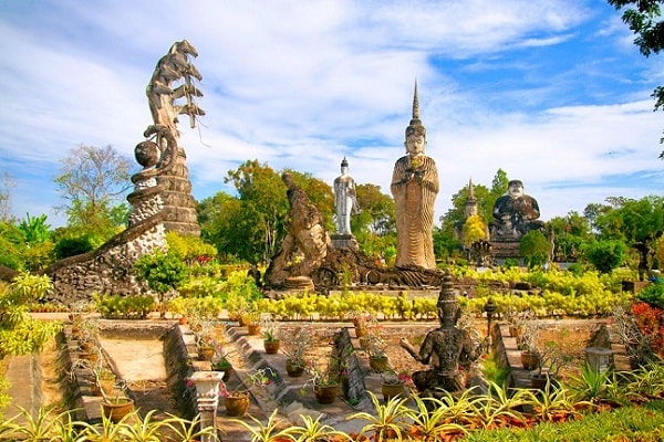 Parco-di-Buddha-vientiane-laos1