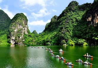 trang an ninh binh vietnam