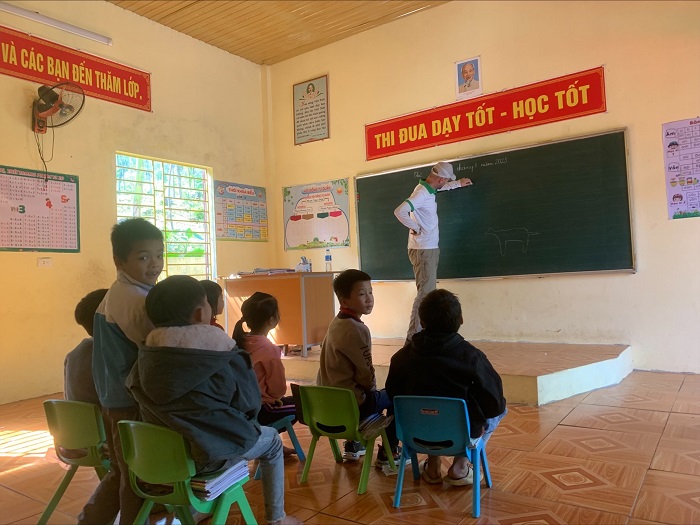 insegnare i bambini etnici