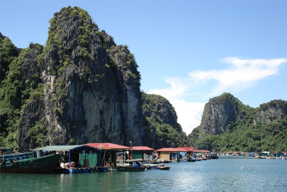 villaggio di pescatori di halong vung vieng