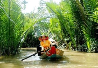 bellezza-di-ben-tre-vietnam-foto-giro-in-sampan