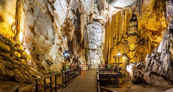 grotta na phoong ba be vietnam viaggio