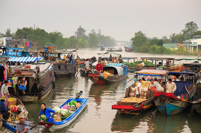 mercato-galleggiante-mekong