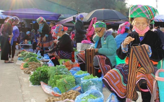 mercato-di-pho-doan-pu-luong