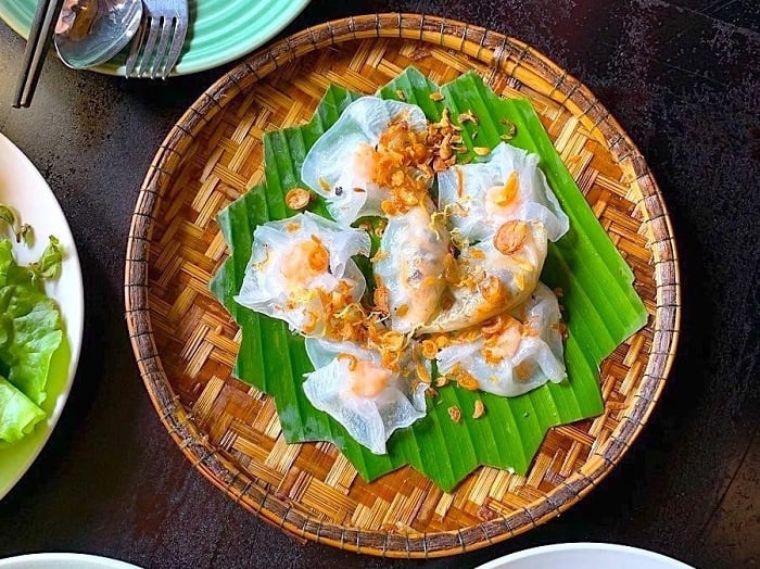 Bánh bao bánh vạc (rose bianche)