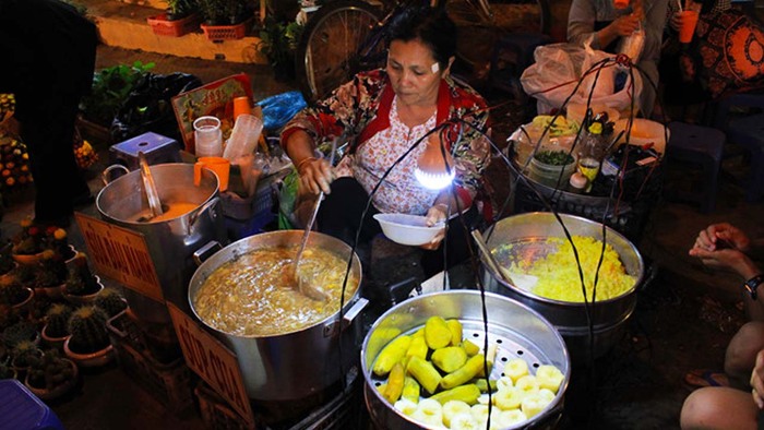 Mercato-notturno-di-Dalat-vietnam