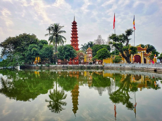 pagoda-tran-quoc-hanoi